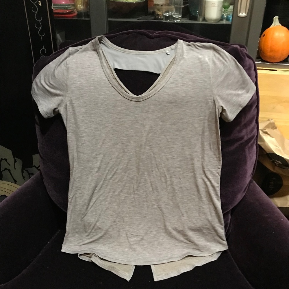 Under Armour Recovery Sleepwear shirt grey small